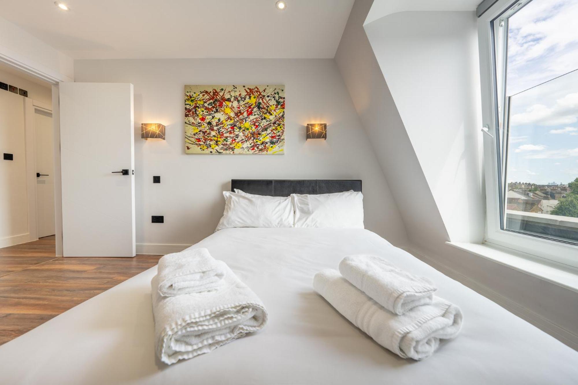 8 - West Brand New Loft Apartament