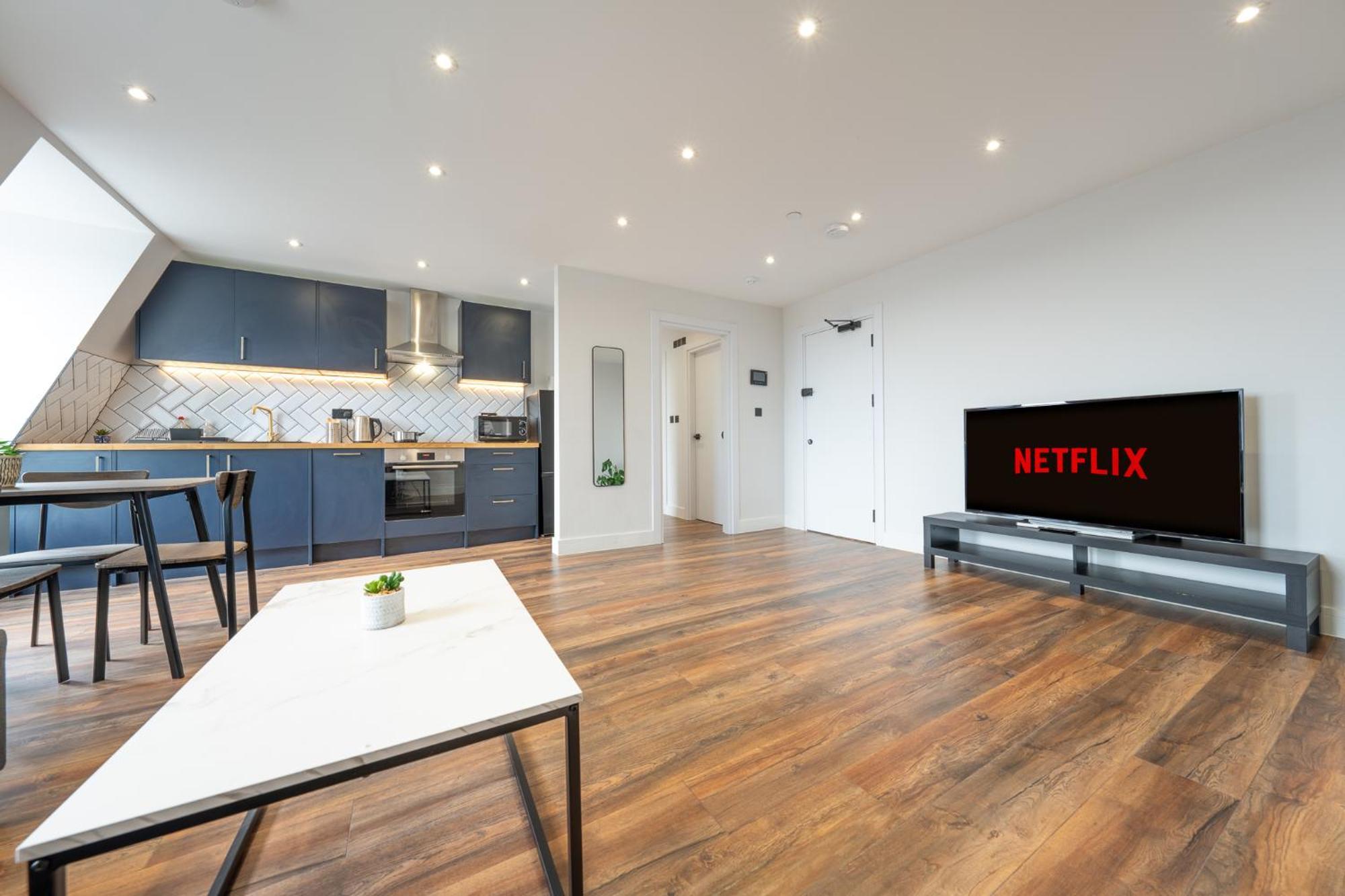 Apartament 8 - West Brand New Loft Londra